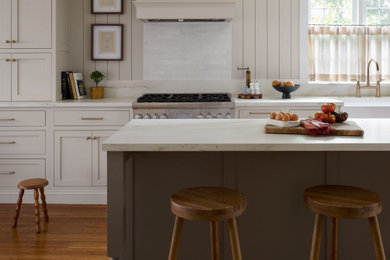 Example of a kitchen design in Boston