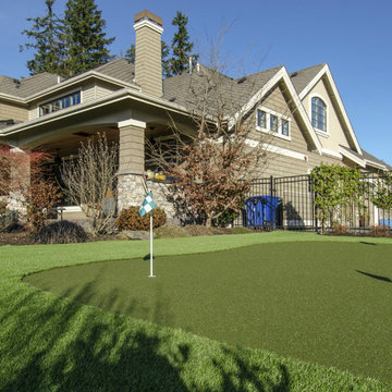 Lake Sammamish Backyard Putting Green