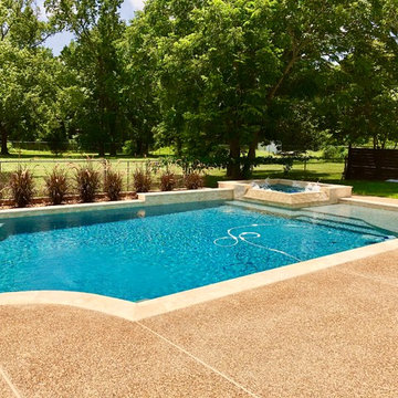 Peaceful Pool & Patio