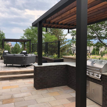 MODERN OASIS