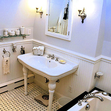Farmhouse bathroom