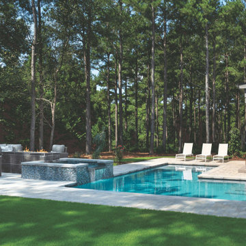 Fontainebleau Home Outdoor Space
