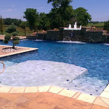 TKS Large Family Fun Gunite Swimming Pool & Fountains