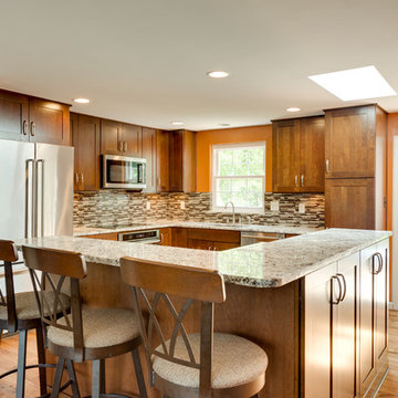 Warm transitional Kitchen Remodel Burke, VA