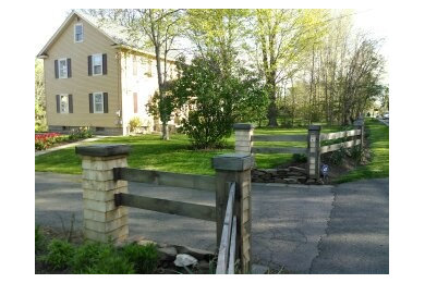 Exterior house paint and fence buildout