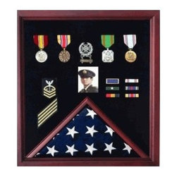 Personalized flag display case - Products