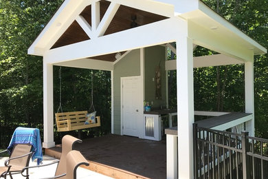 Arts and crafts home design photo in Charlotte