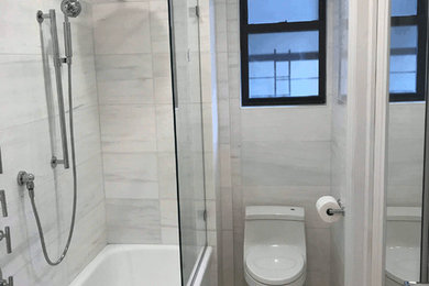 Bathroom photo in New York