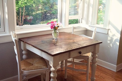 Reclaimed Wood Petite Plantation Farm Table with Drawer