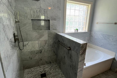 Inspiration for a transitional bathroom remodel in Birmingham