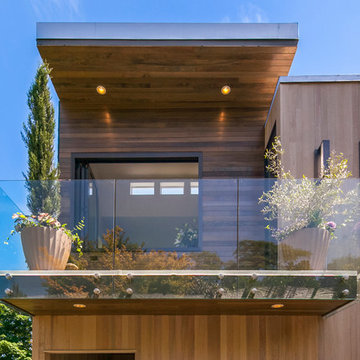 Treehouse atop Madison Valley I Seattle, Washington