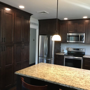 Broomall Pa Chestnut Kitchen