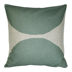 Pillow Decor Ltd. - Pillow Decor - Kukamuka  Scandinavian Kivi Throw Pillow 22x22, Green - Decorative Pillows