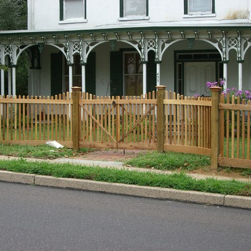 Charming 2X2 Picket and Privacy Fence in Cheltenham, PA