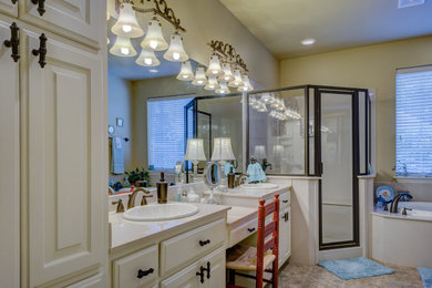 Inspiration for a bathroom remodel in Chicago