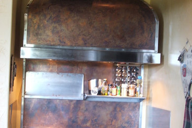 POLISHED STEEL/ANTIQUE COPPER RANGE HOOD