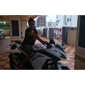 Tinu Georges foto
