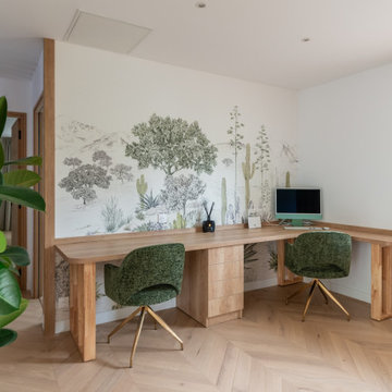 Contemporain Bureau à Domicile