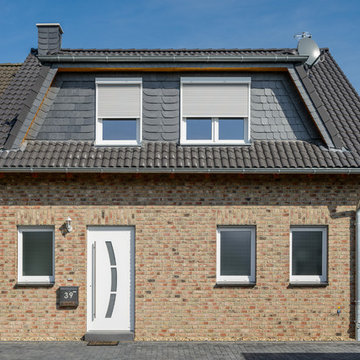 Hausansicht von der Straße