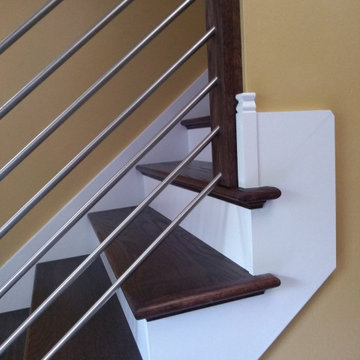 Ultra Modern Horizontal Stainless-Steel Bar Staircase