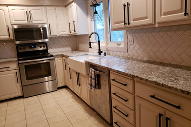 Kitchen - modern kitchen idea in Other