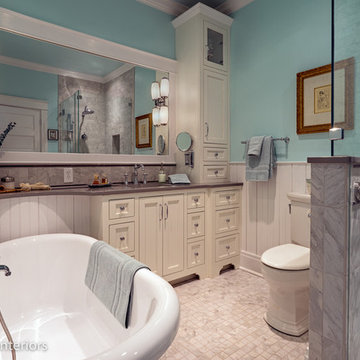 1900’s Cottage Bath - 80’s Redo Redone in Historic Franklin, TN