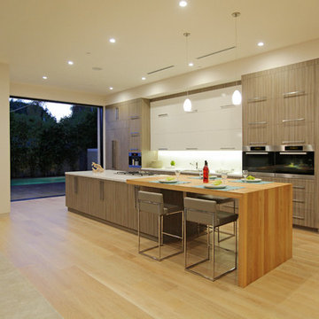 813 Laurel