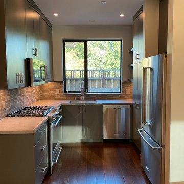 GUEST HOUSE KITCHEN