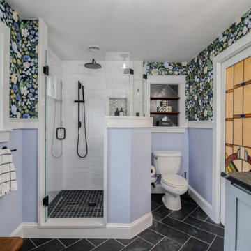 Floral inspired transitional bath