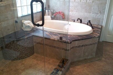Bathroom - traditional bathroom idea in Dallas
