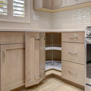 Stunning Transitional Kitchen in Sun City Summerlin