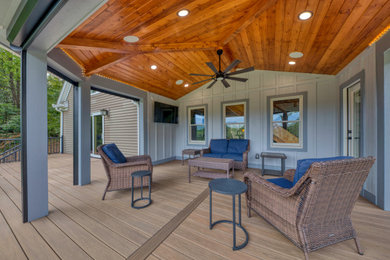 Arts and crafts porch idea in Other