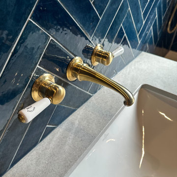 Deep Navy and Brushed Gold Bathroom - Lee