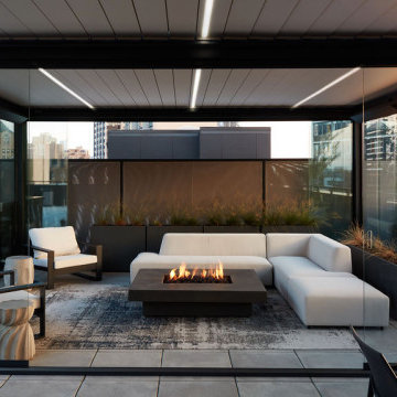 Residential Rooftop Lounge in Lincoln Park with Renson Louvered Pergolas