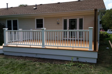 Home design - traditional home design idea in Chicago