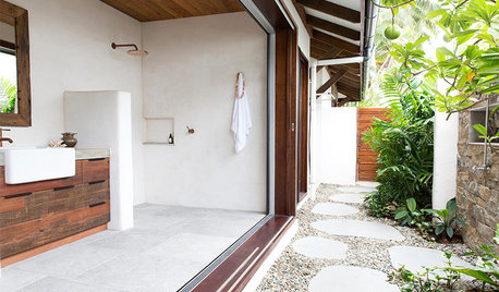 Picture Perfect: 36 Lush Indoor-Outdoor Bathrooms