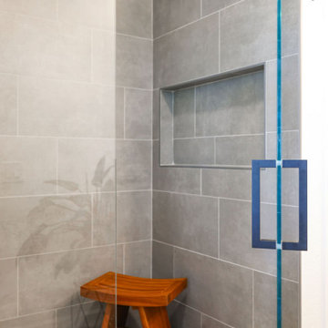 Master Bathroom - Blue Tranquil