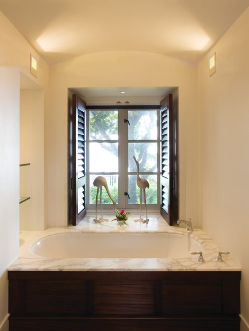 Small Bathroom Window | Houzz