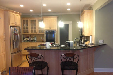 Inspiration for a kitchen remodel in Cleveland