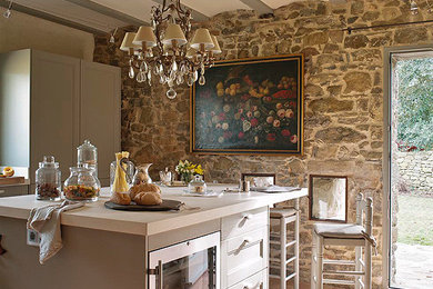 This is an example of a country kitchen in Barcelona.