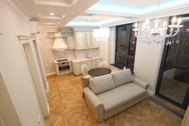 На фото: открытая гостиная комната среднего размера в современном стиле с белыми стенами и паркетным полом среднего тона
