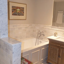 how about these to go with the grey oak vanity