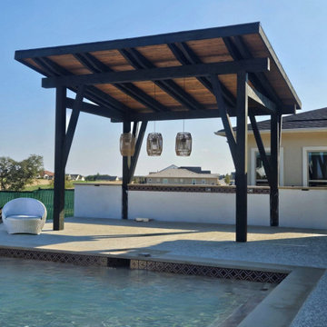 Poolside Structure with Moroccan Flair