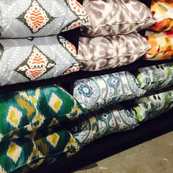 Accessories - Decorative Pillows