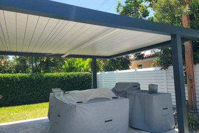 Inspiration for a contemporary home design remodel in Miami