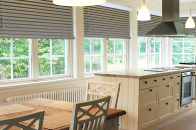Design ideas for a modern kitchen in Other.