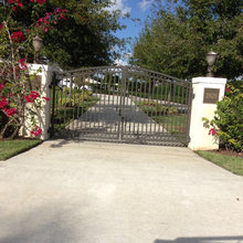 Gate