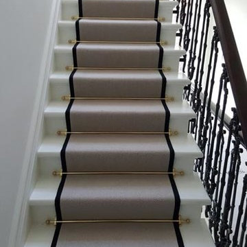 Installing Carpet to Stairs With Border