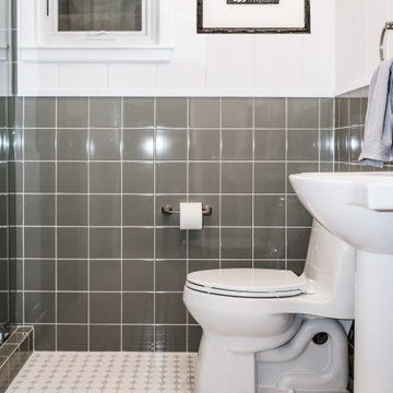 The Retro Green Bathroom
