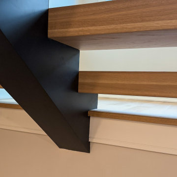 Project #147 | Modern Staircase with Seattle Style Stringer